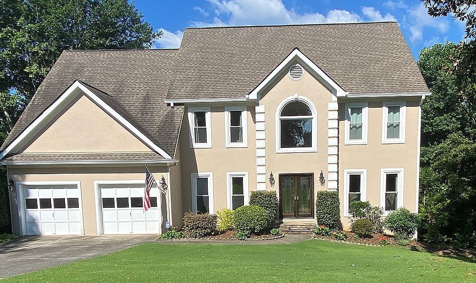 590 Estate Club Circle
