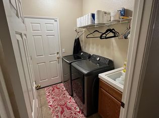 1074 W Orange St, Hanford, CA 93230