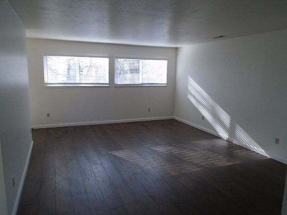 4th image of 2104 N Cirby Way