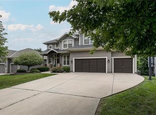 10941 S Barth Rd, Olathe, KS 66061