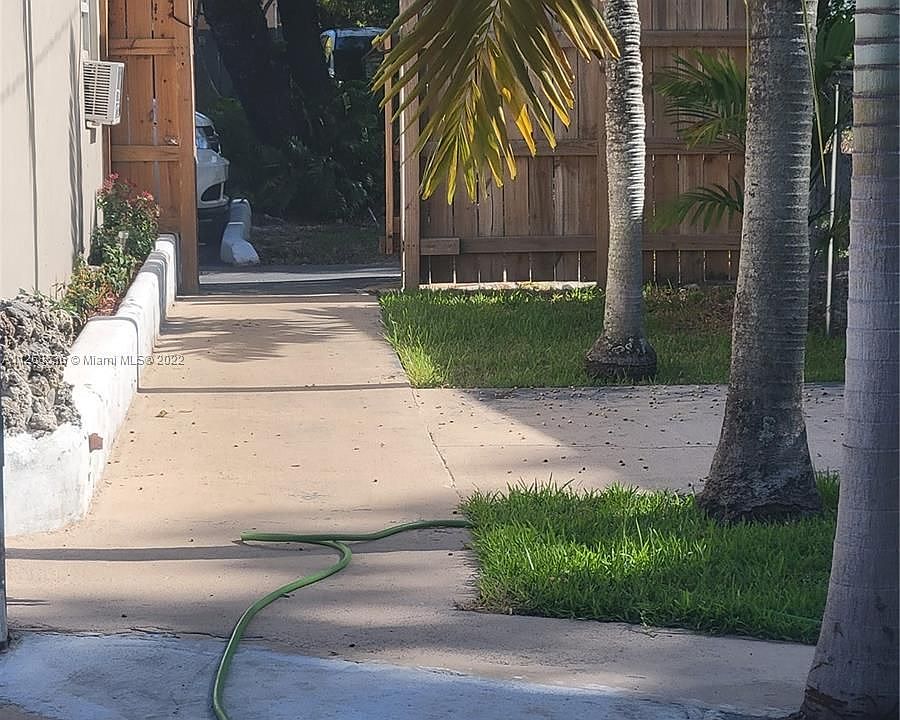 1st image of 2019 Fletcher St #1 & 4