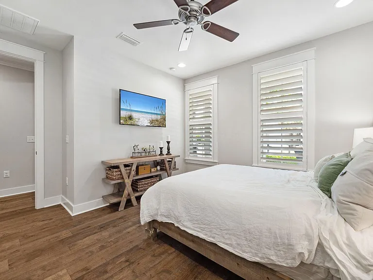327 Cobalt Ln — Photo 24