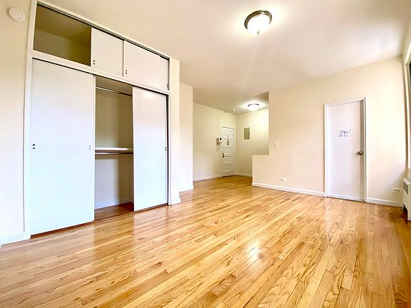 4th image of 501 E 78th St APT 3B