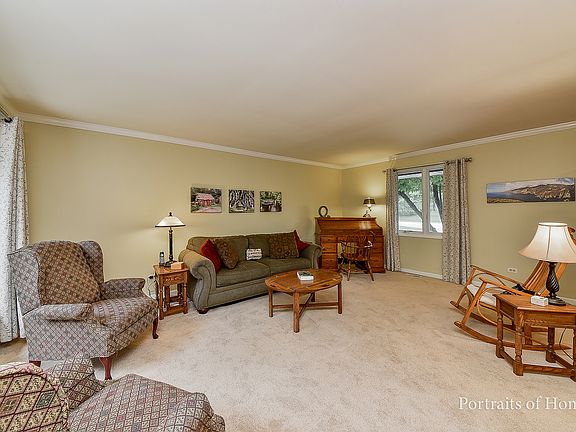 5th image of 619 Tanglewood Ln