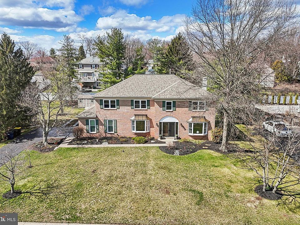 1st image of 1228 Jarvis Ln