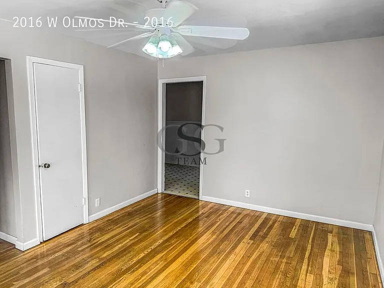 2016 W Olmos Dr #2016 — Photo 5
