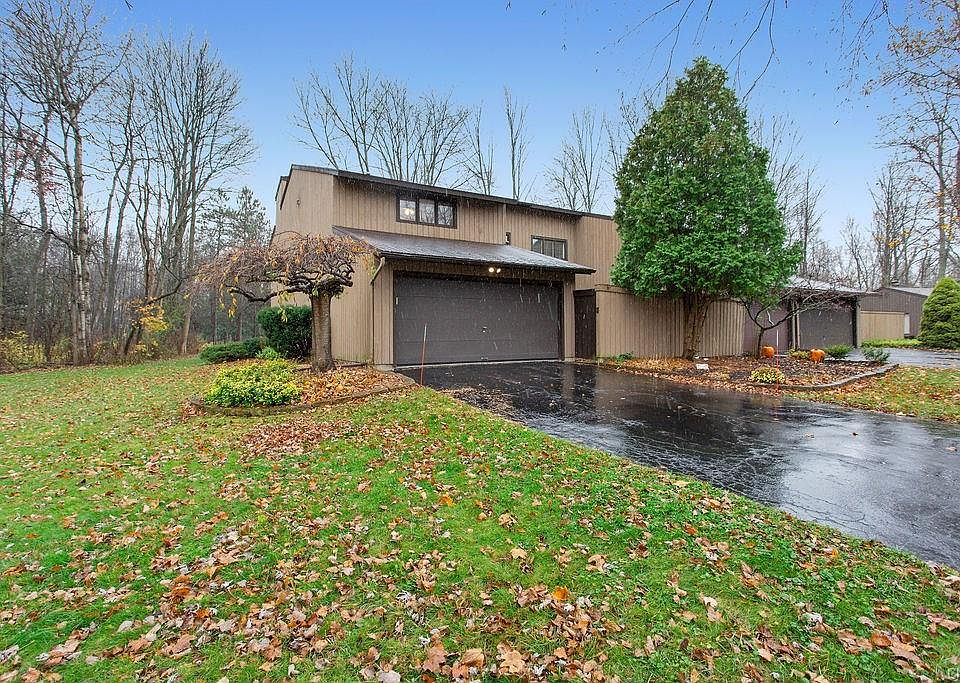 1st image of 3164 Burrwood Dr