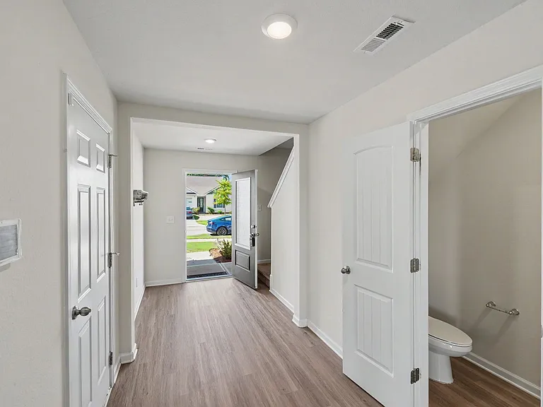 318 Aniston Ln — Photo 19