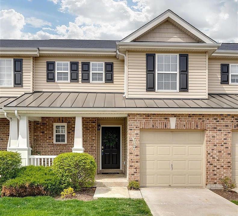 1st image of 637 Country Village Dr