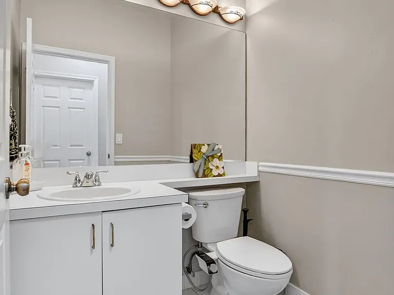 18280 Coral Isles Dr — Photo 24