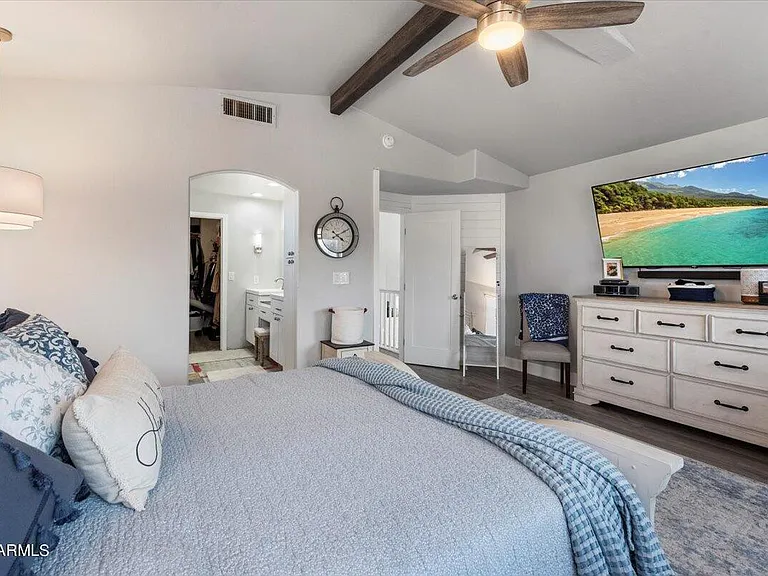 4304 E Milton Dr — Photo 13