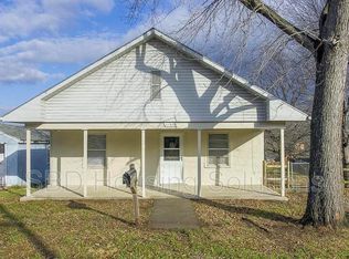 11518 Hackett St, Sugar Creek, MO 64054
