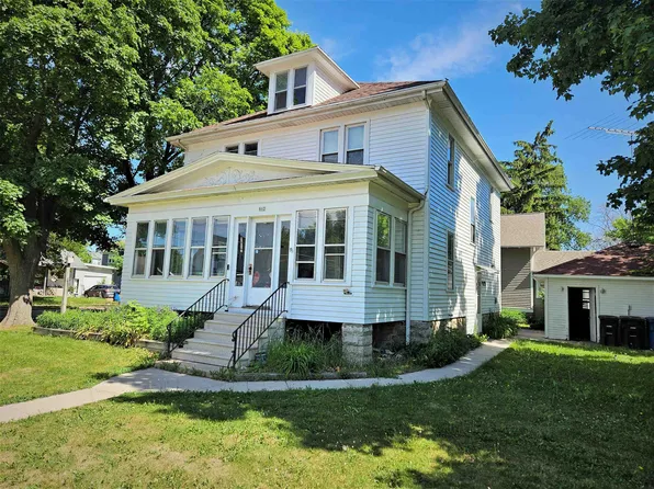 802 Ceape Ave, Oshkosh, WI 54901