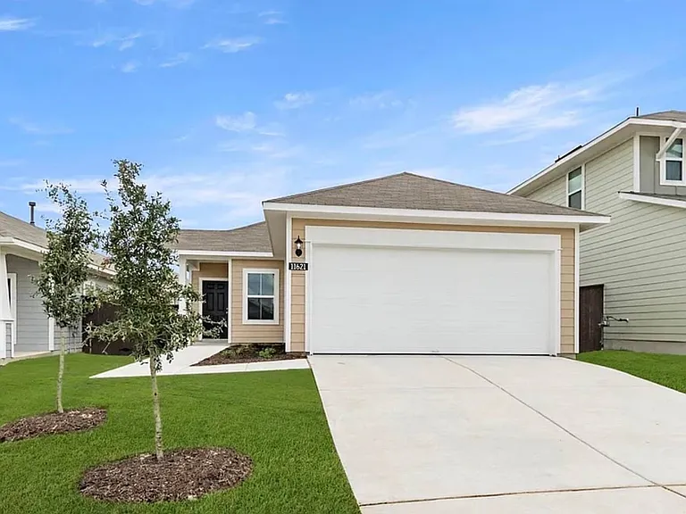 11621 Murano Dr — Photo 1