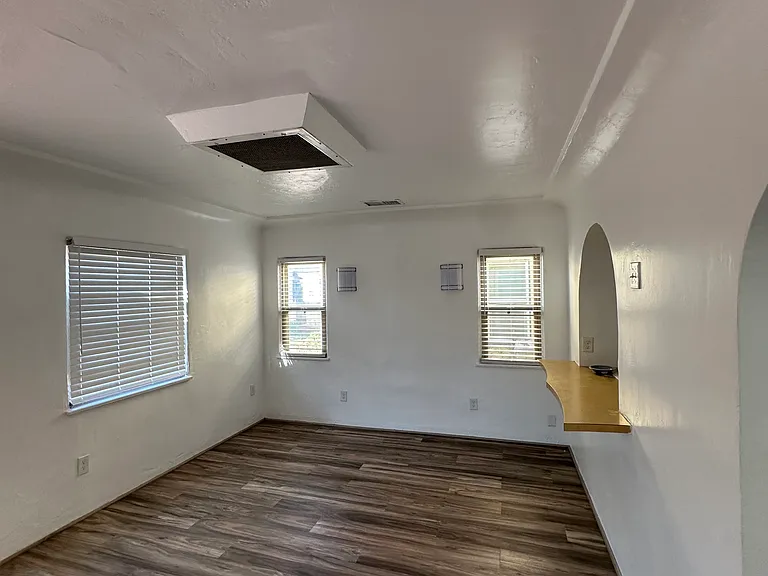 1370 N D St #105 — Photo 2