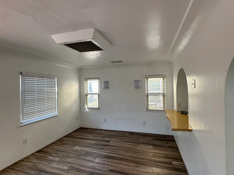 1370 N D St #105