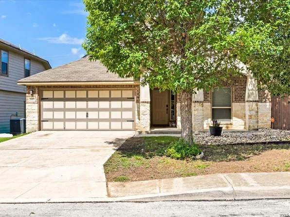 1807 Buffalo Wolf, San Antonio, TX 78245