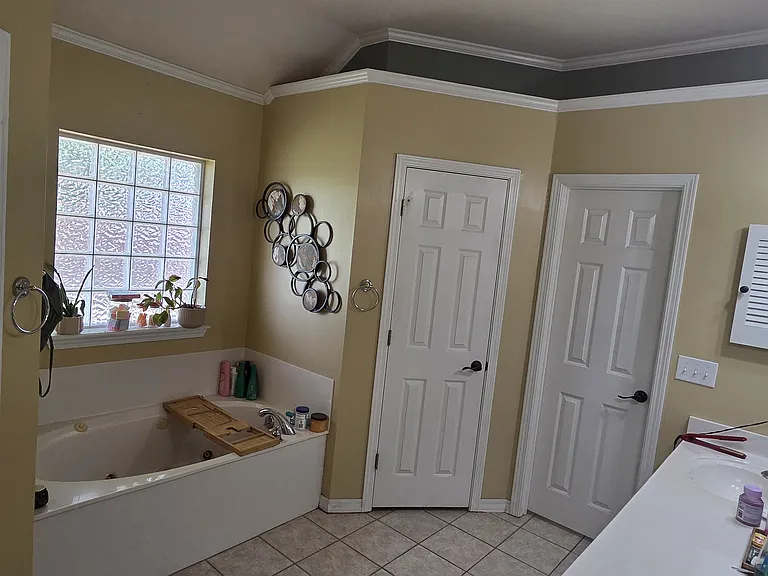 2201 Washburn Way — Photo 8