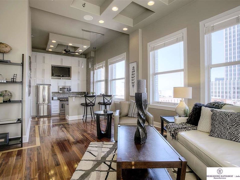 1st image of 300 S 16th St APT 1404