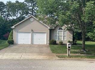 3 Cedar Village Blvd, Brick, NJ 08724