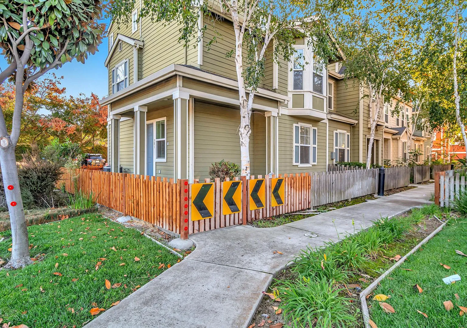 Beautiful 3-Bed, 3-Bath Home in Prime Sunnyvale Location! — Photo 1
