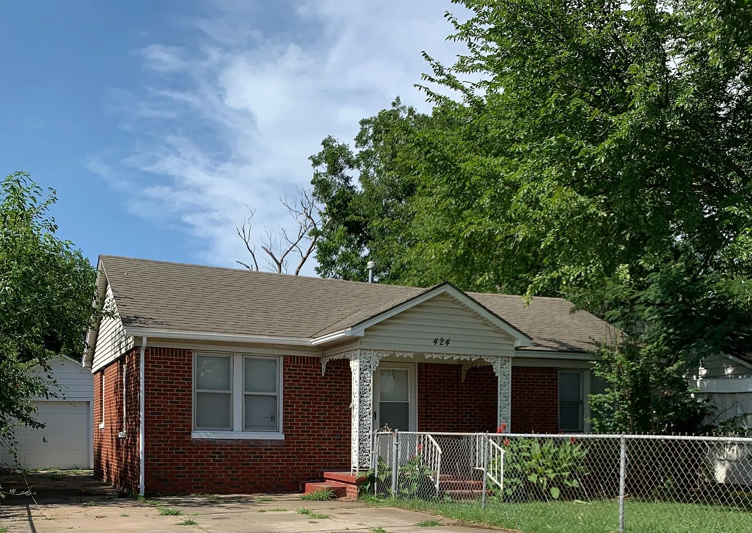 424 W. Franklin St. — Photo 2