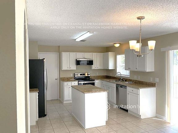 5th image of 927 Halifax Dr