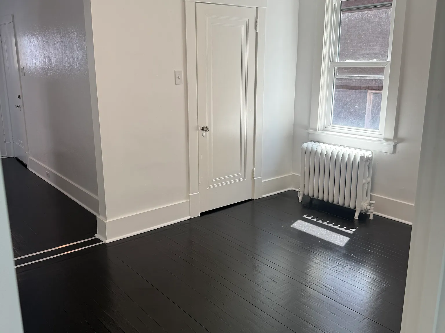 4 bed, 1300 sqft, $3,500 — Photo 3