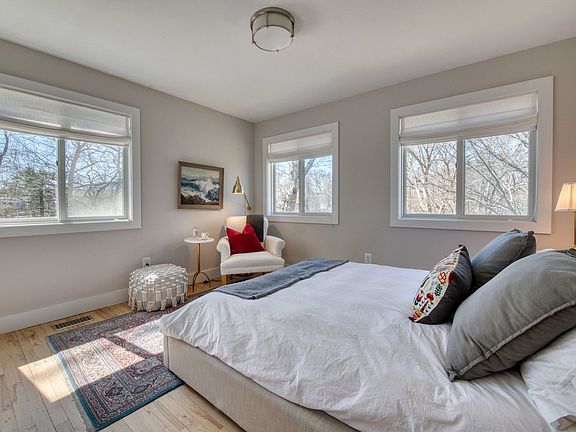 2nd image of 39 Lake Dr