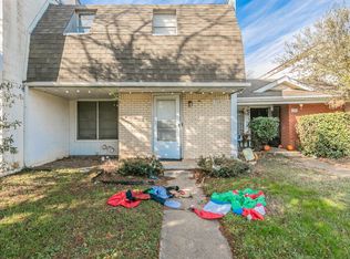 1324 N Cooper St, Arlington, TX 76011