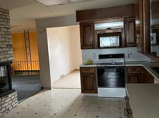 24 6th St S, Dakota City, IA 50529
