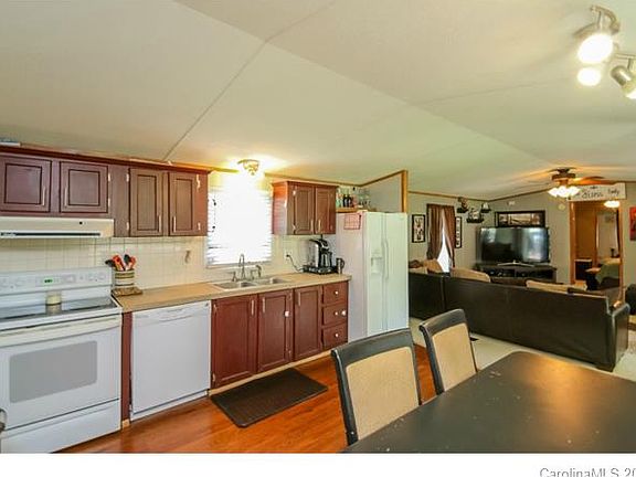 2nd image of 106 Shall Mar Ln