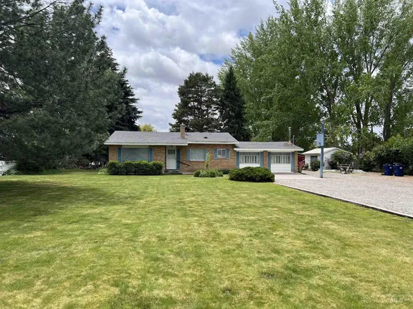 737 16th Ave E, Jerome, ID 83338