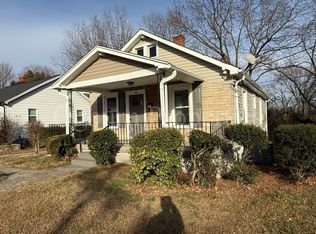 1607 Thurmond St, Winston Salem, NC 27105