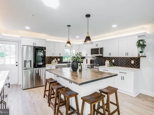 13 Brewer Ave, Annapolis, MD 21401