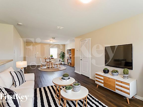 4th image of 12326 Kirshner Way
