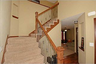 3rd image of 865 SE Westgate Dr