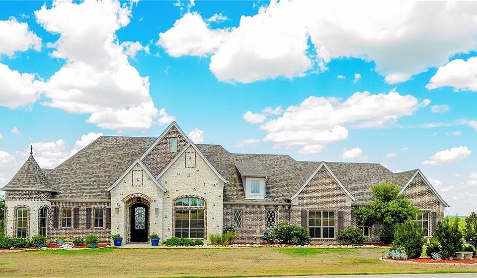 1st image of 7401 Royal Winchester Dr