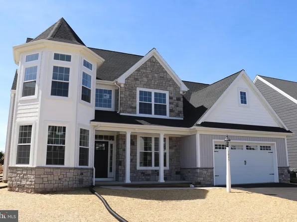 1025 Strafford Pl #56, Lancaster, PA 17601