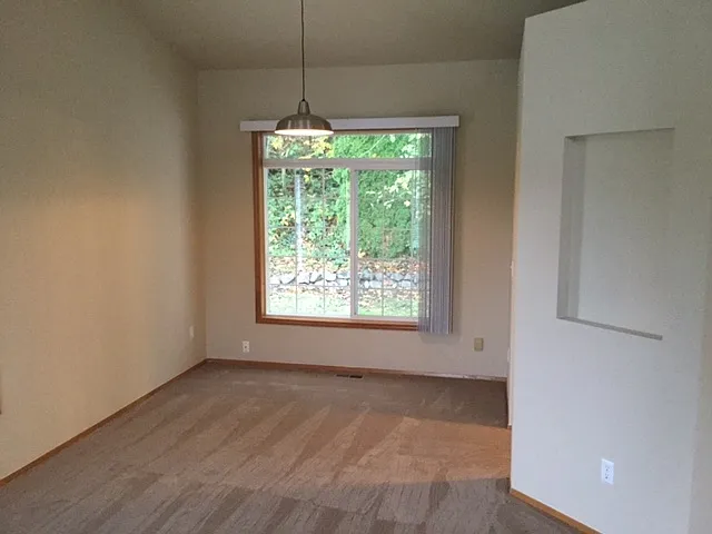 1640 24th Street Pl SE — Photo 5