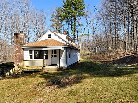 4th image of 40 Warren Rd