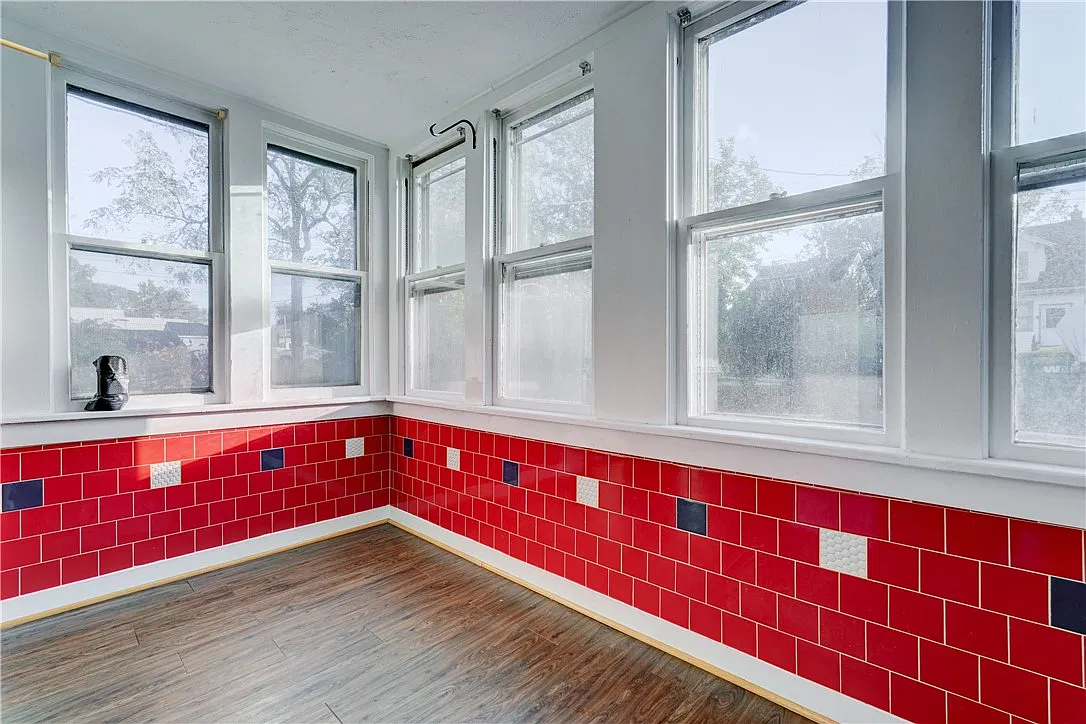 3 bed, 1.5 bath, 1531 sqft, $2,500 — Photo 4