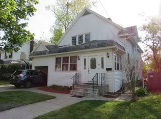 96 Belvidere St, Springfield, MA 01108