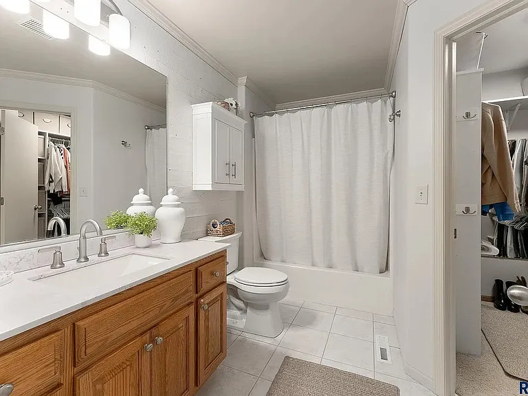 6107 S Avalon Ave — Photo 6