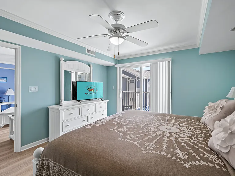 107 Somerset St #203 — Photo 26