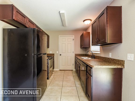 5th image of 3253 SE 143rd Ln