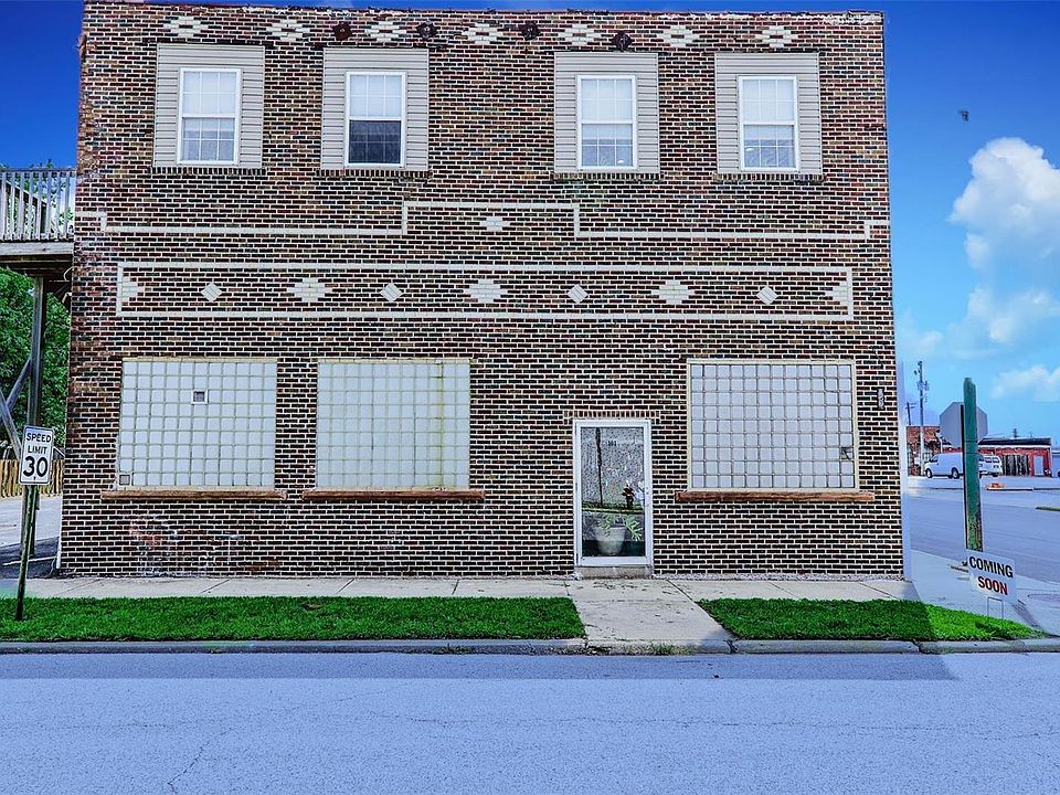1st image of 101 Whitelaw Ave