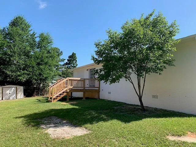 1420 Central Dr — Photo 21