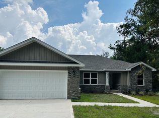 3148 Pinewoods Dr, Crestview, FL 32539