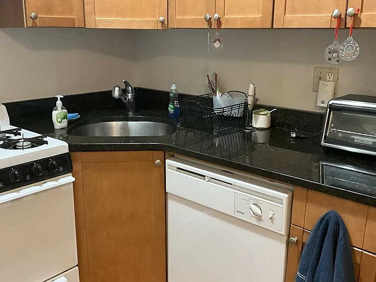 38 Hemenway St #25 — Photo 8